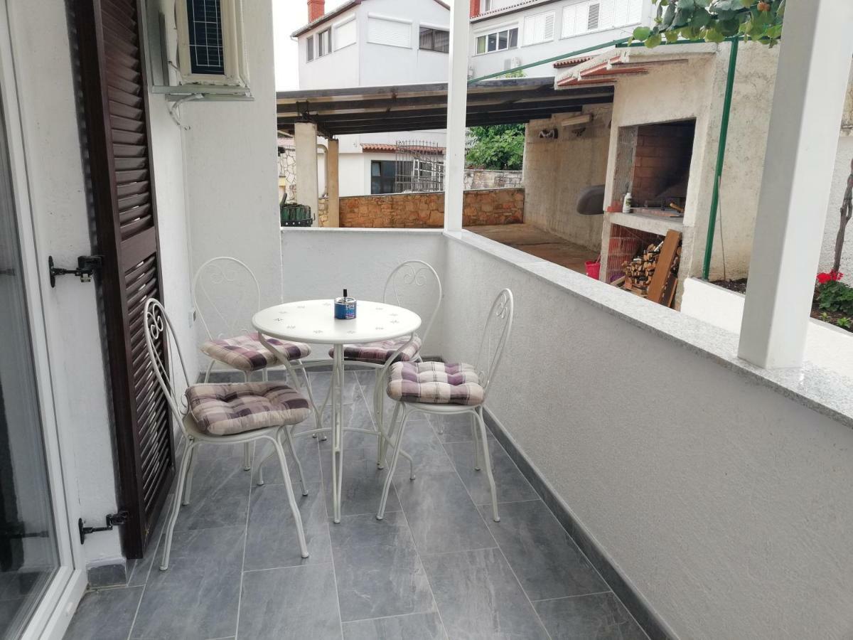Apartment Marko Rovinjsko Selo Exterior photo